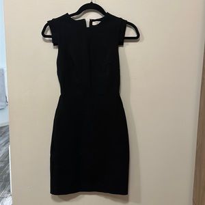 Aritzia dress black 00